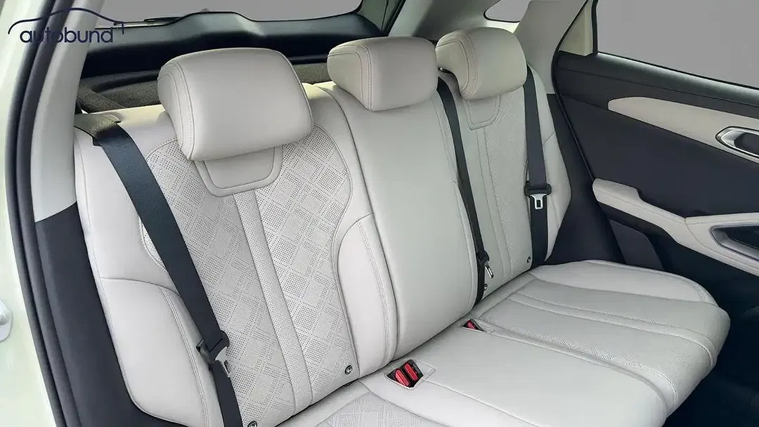 BYD Atto 2 Comfort - Thumbnail 9