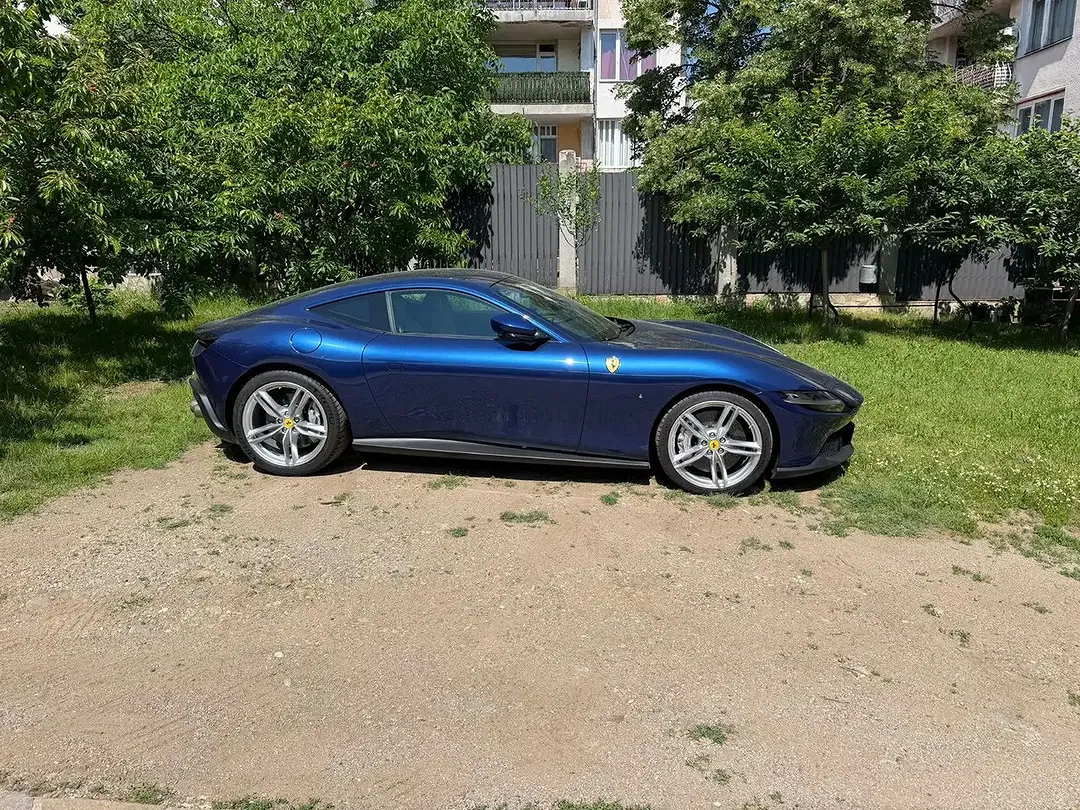 Ferrari Roma 3.9 V8 Turbo DCT - Thumbnail 3