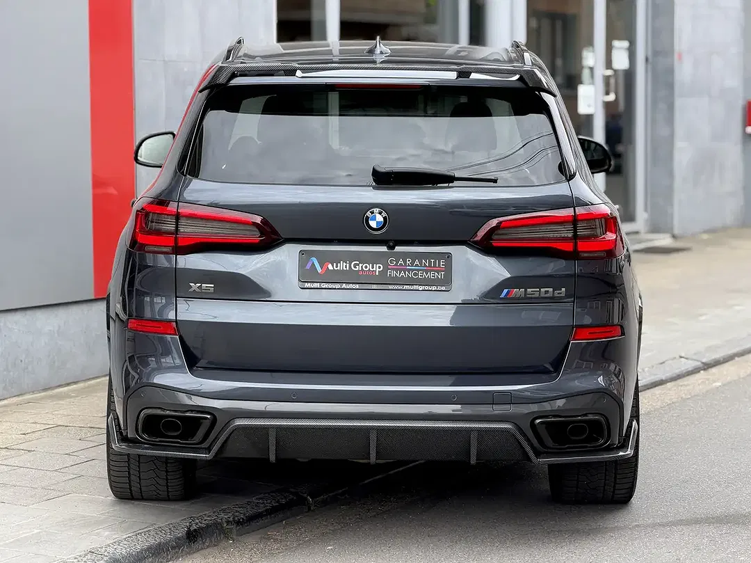 BMW X5 M - Thumbnail 3