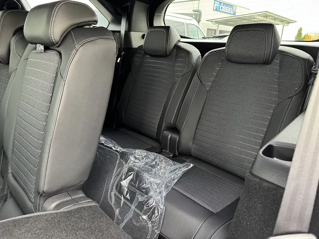 Peugeot 5008 145 e-DSC6 GT - Thumbnail 12