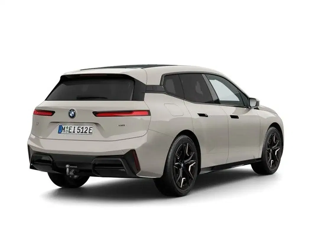 BMW iX xDrive M Sport - Thumbnail 3