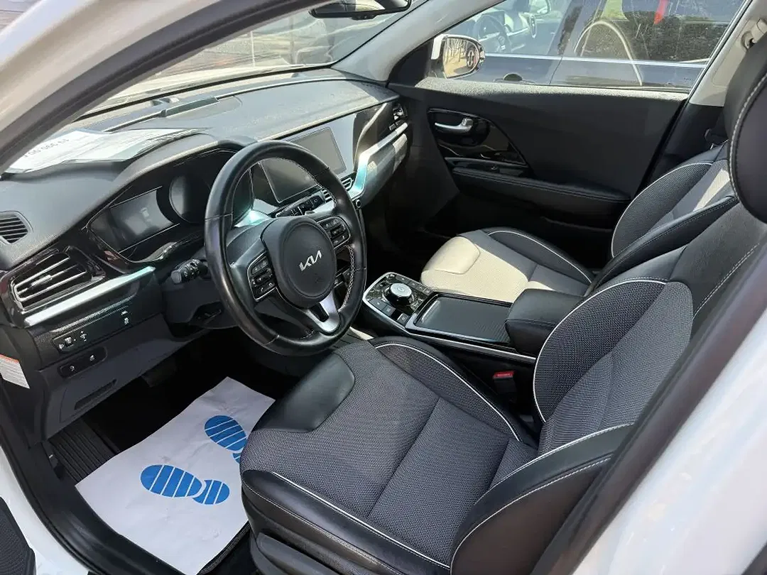 Kia Niro Vision - Thumbnail 6
