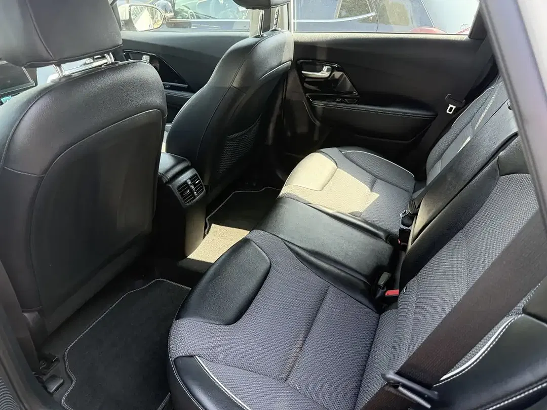 Kia Niro Vision - Thumbnail 7