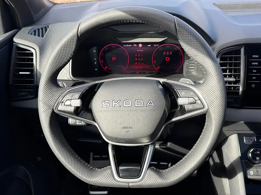 Skoda Karoq 2.0 TDI DSG 4x4 Sportline - Thumbnail 10