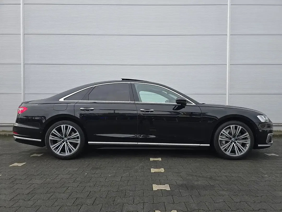 Audi A8 60 TFSI e quattro - Thumbnail 11