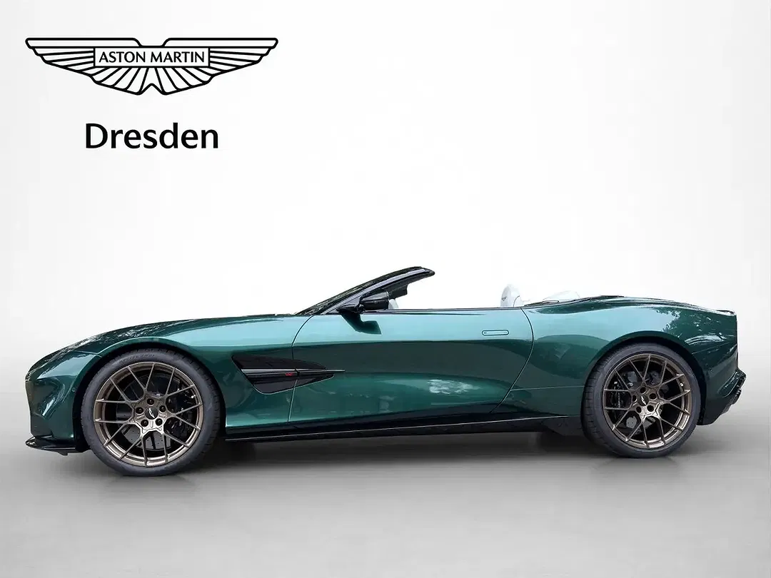 Aston Martin Vanquish Volante - Thumbnail 3