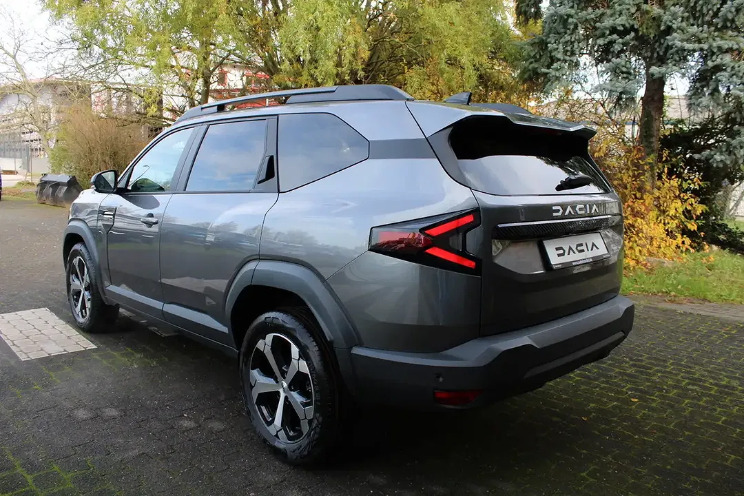Dacia Bigster MHEV Journey - Thumbnail 5