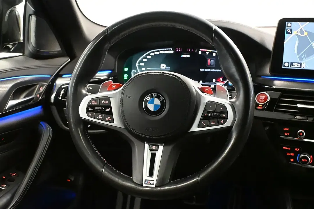 BMW M5 xDrive Competition - Thumbnail 7