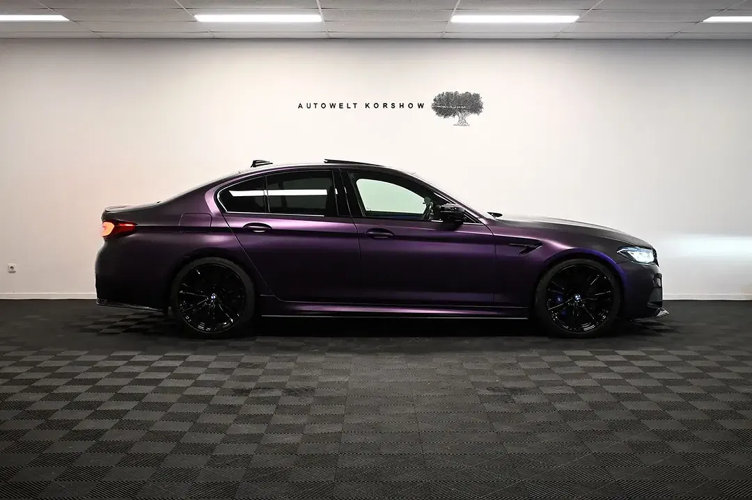 BMW M5 xDrive Competition - Thumbnail 3