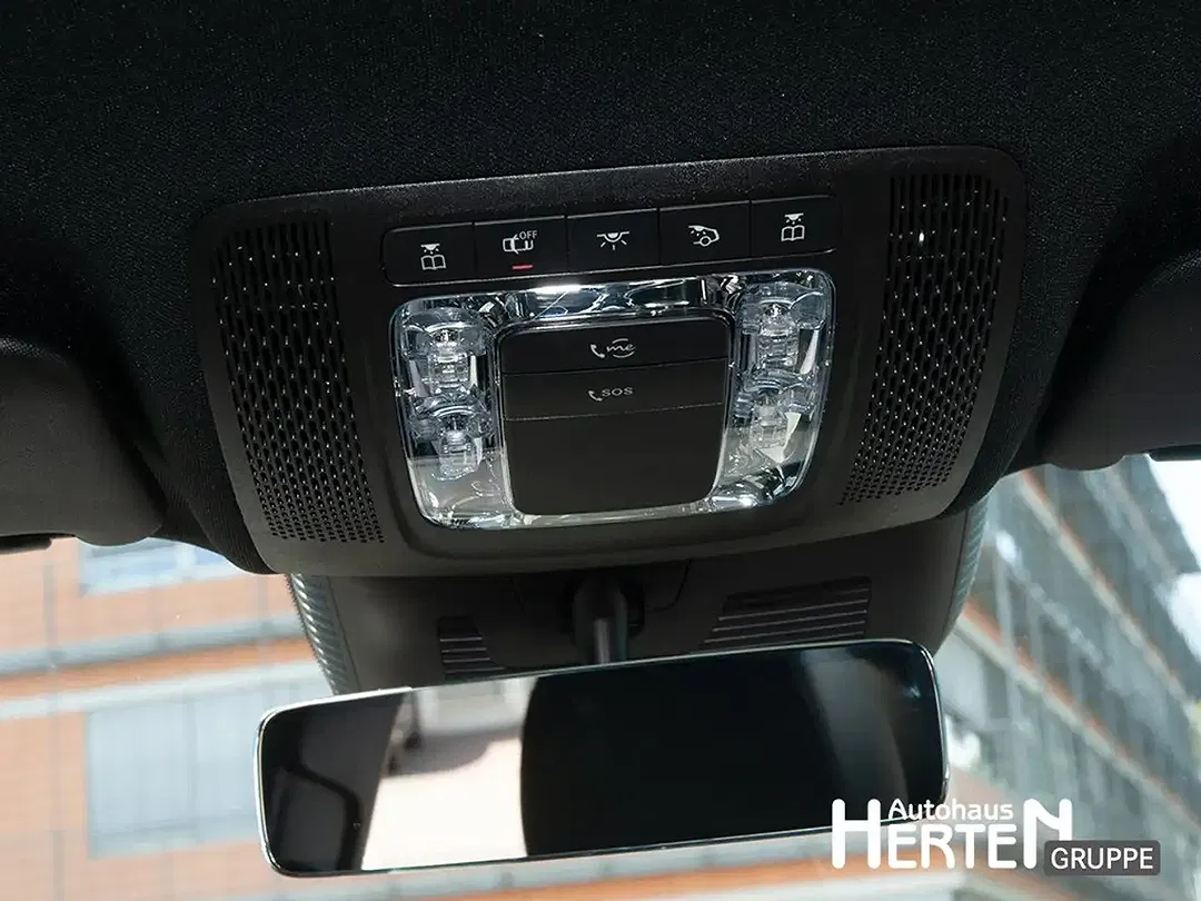 Mercedes-Benz GLA 200 - Thumbnail 10