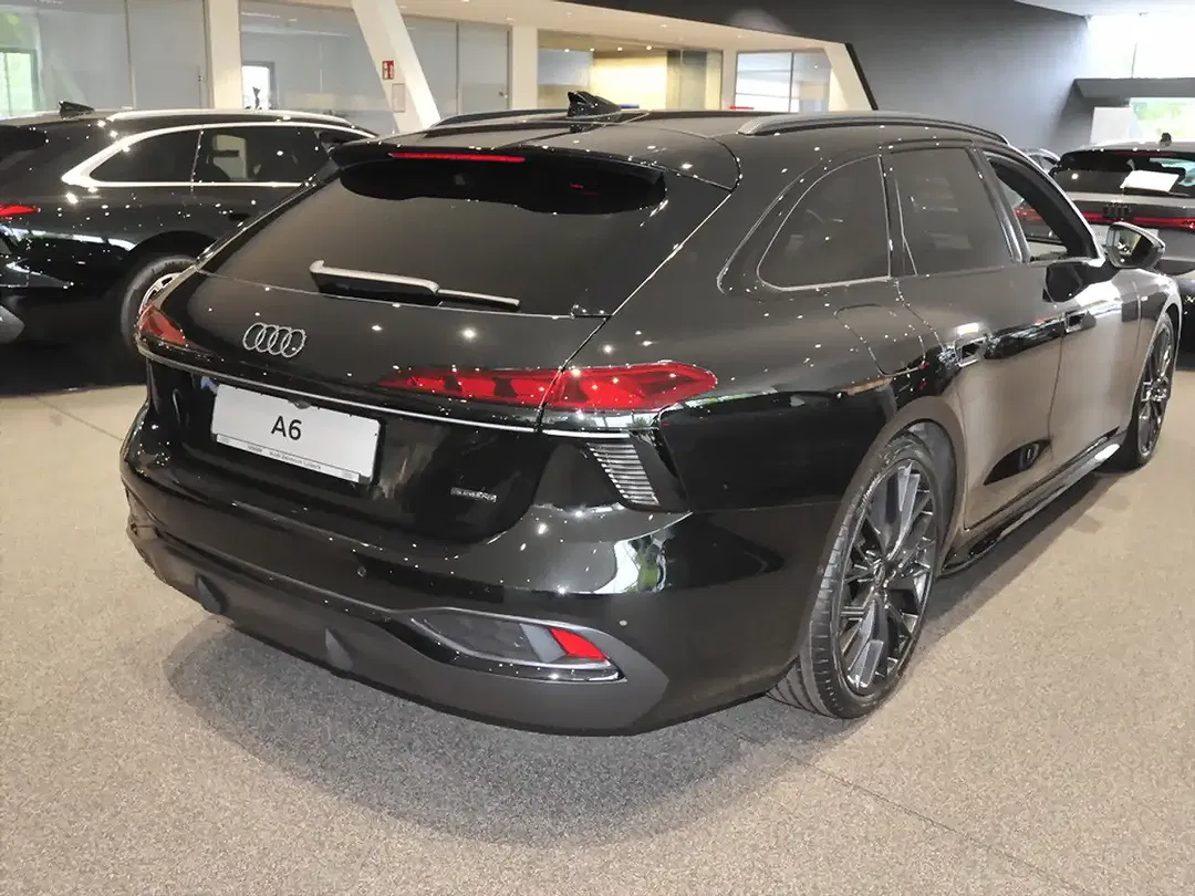 Audi A6 TDI quattro Matrix LED Avant Edition One - Thumbnail 2