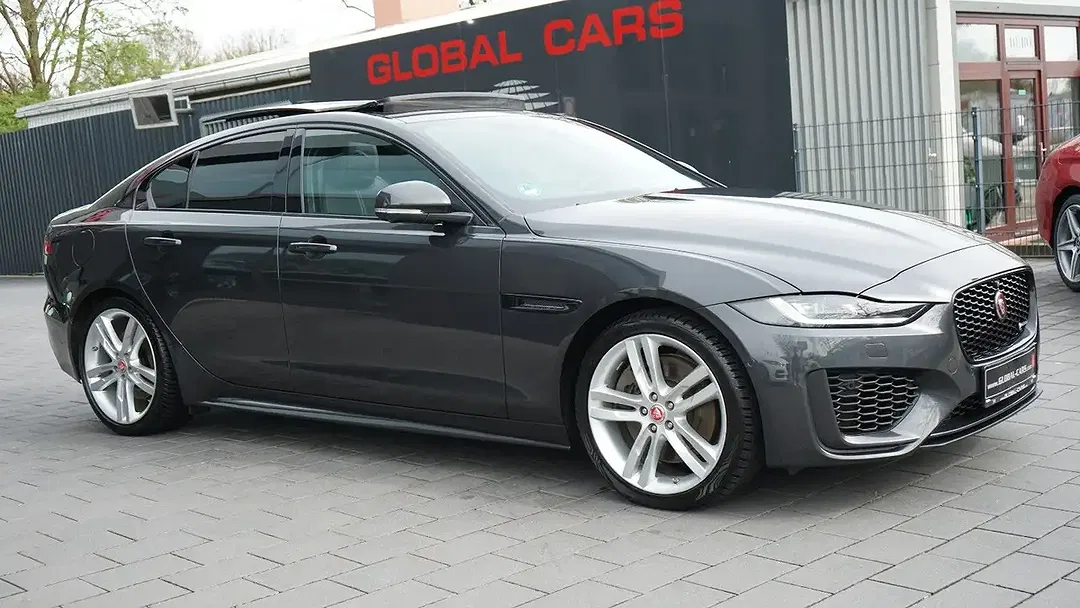 Jaguar XE P250 R-Dynamic SE Black - Thumbnail 10