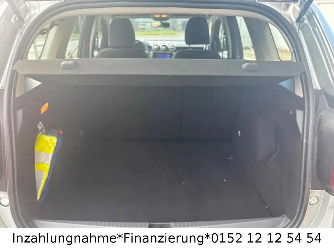 Dacia Duster Comfort - Thumbnail 9