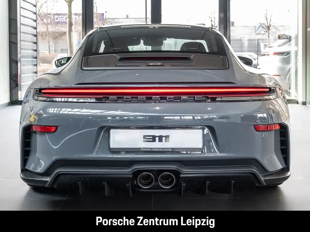 Porsche 992 GT3 Touring - Thumbnail 5
