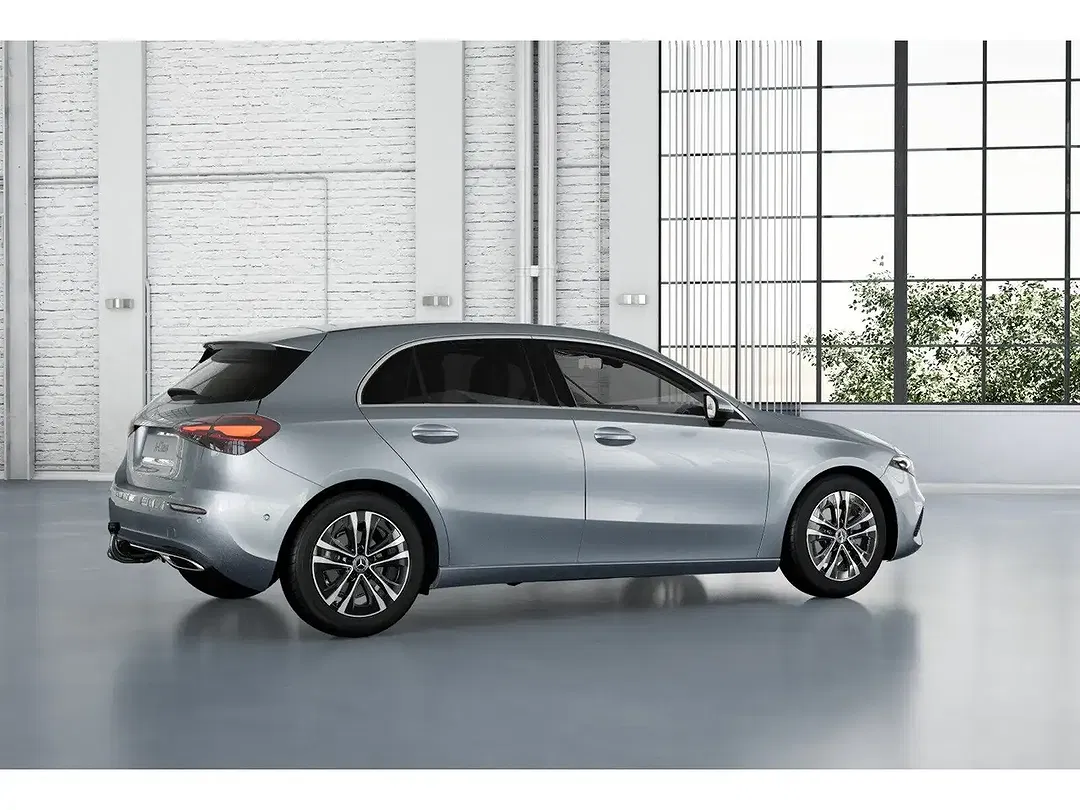 Mercedes-Benz A 180 - Thumbnail 10
