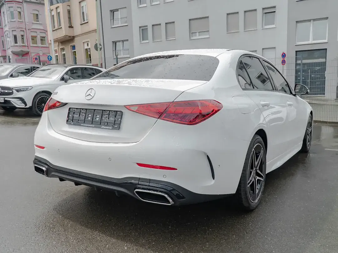 Mercedes-Benz C 180 Night - Thumbnail 4