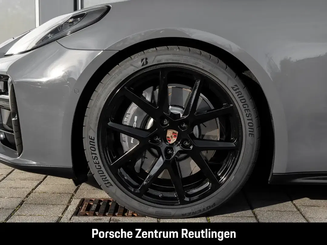 Porsche Panamera E-Hybrid 4 - Thumbnail 10