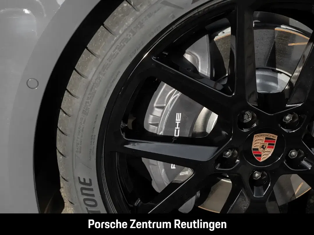 Porsche Panamera E-Hybrid 4 - Thumbnail 11