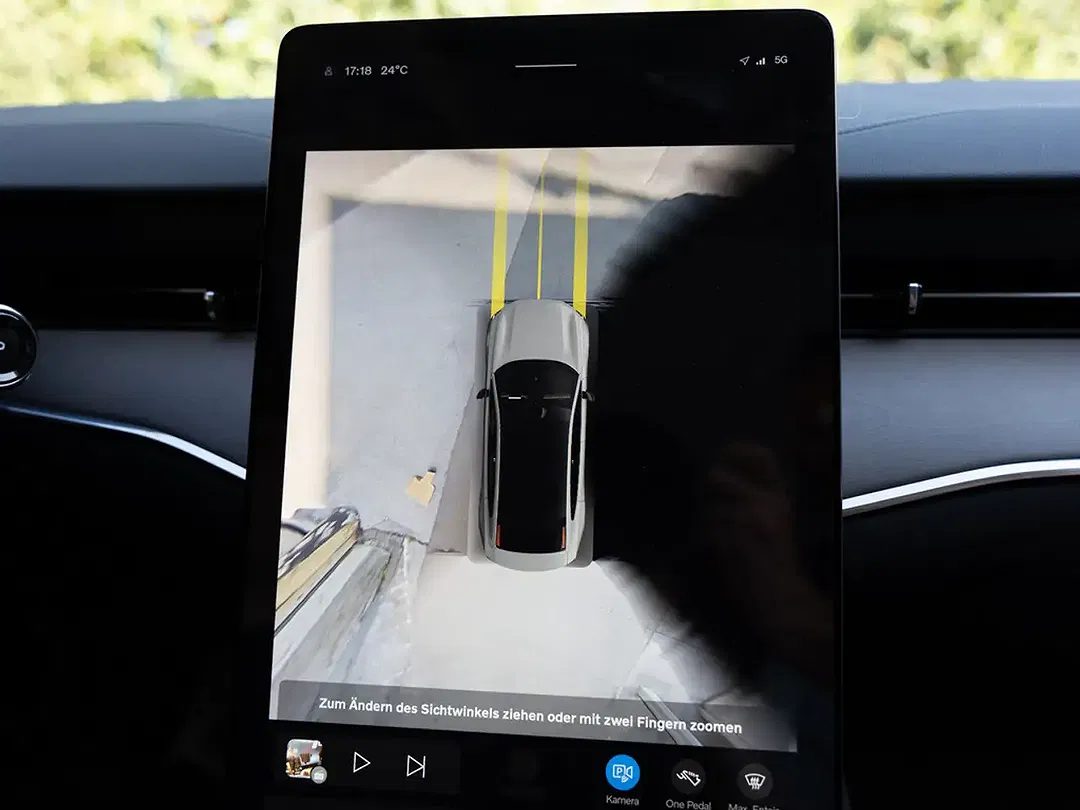 Volvo ES90 Single Motor Extended Range Plus - Thumbnail 12