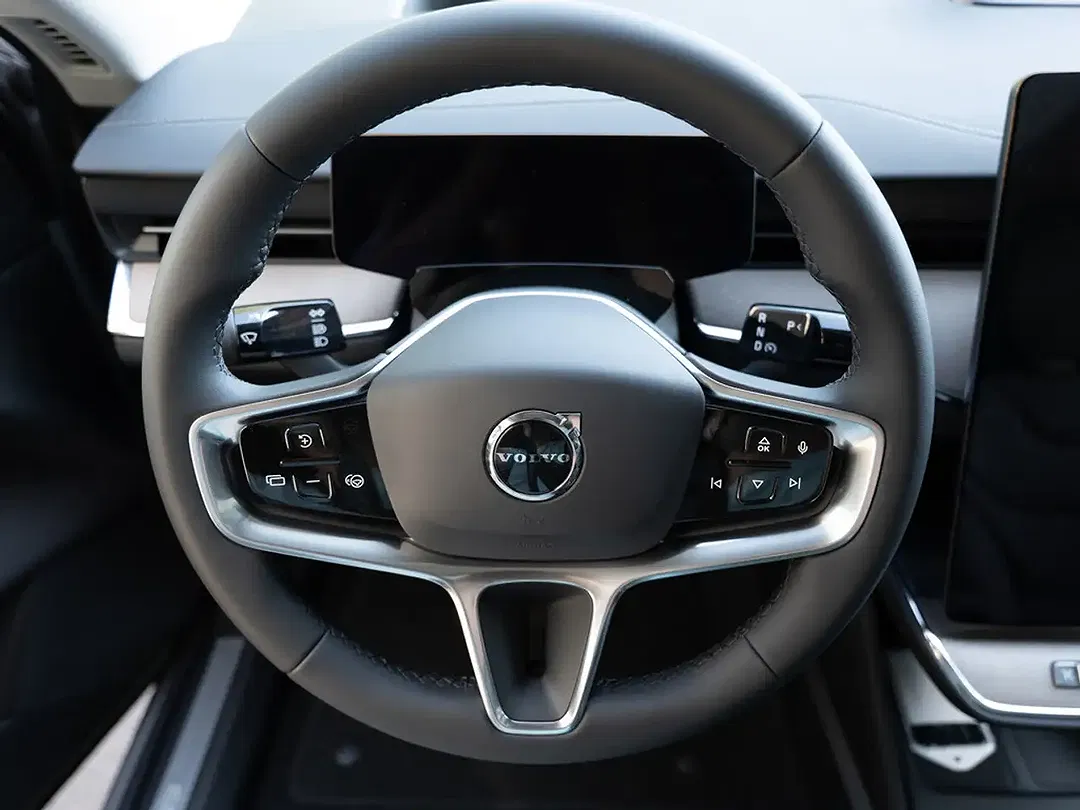 Volvo ES90 Single Motor Extended Range Plus - Thumbnail 8