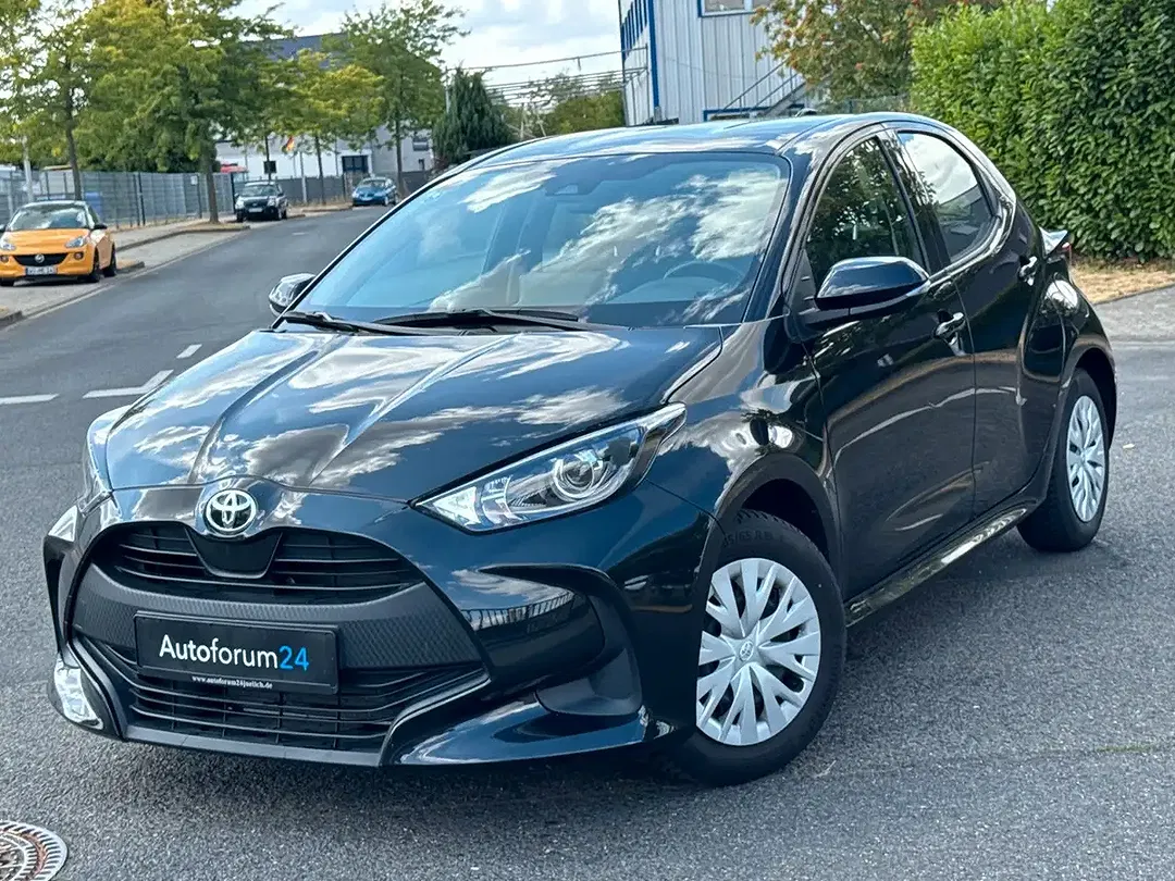 Toyota Yaris Comfort - foto 1