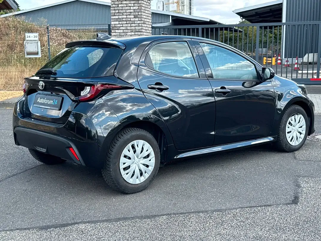 Toyota Yaris Comfort - Thumbnail 5