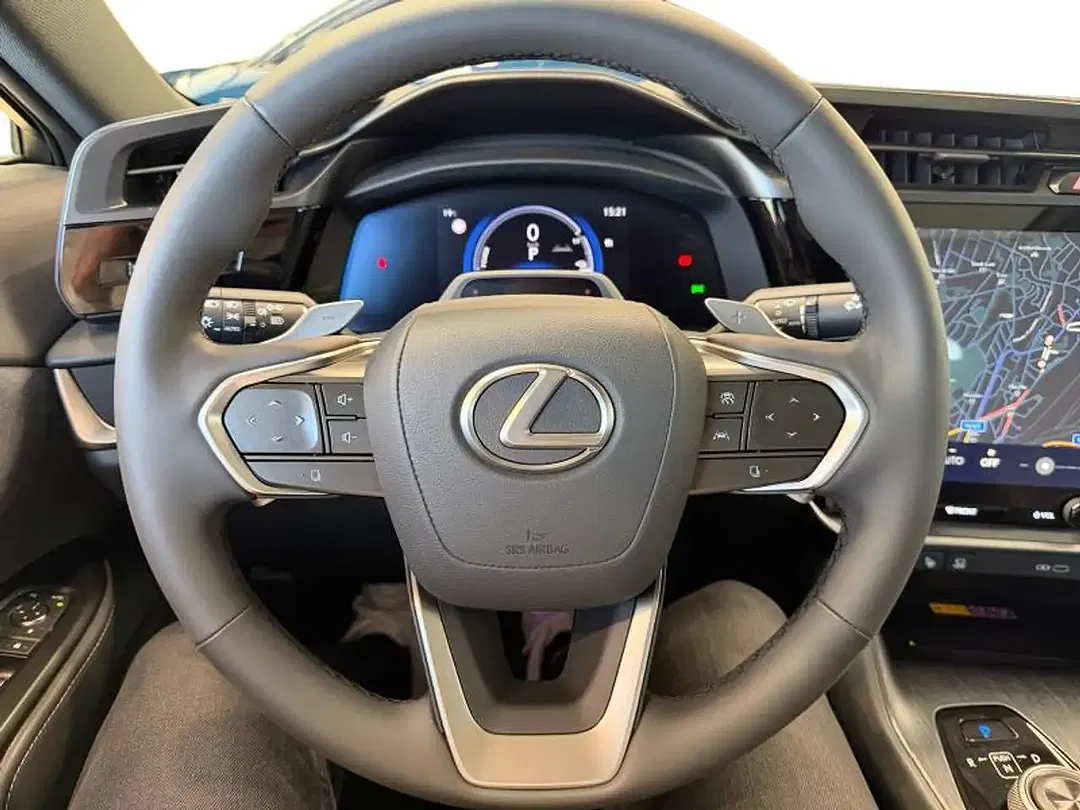 Lexus RZ - Thumbnail 11