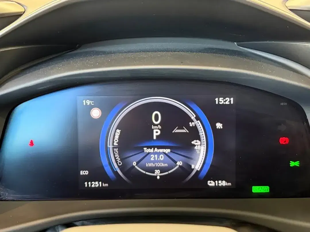 Lexus RZ - Thumbnail 12