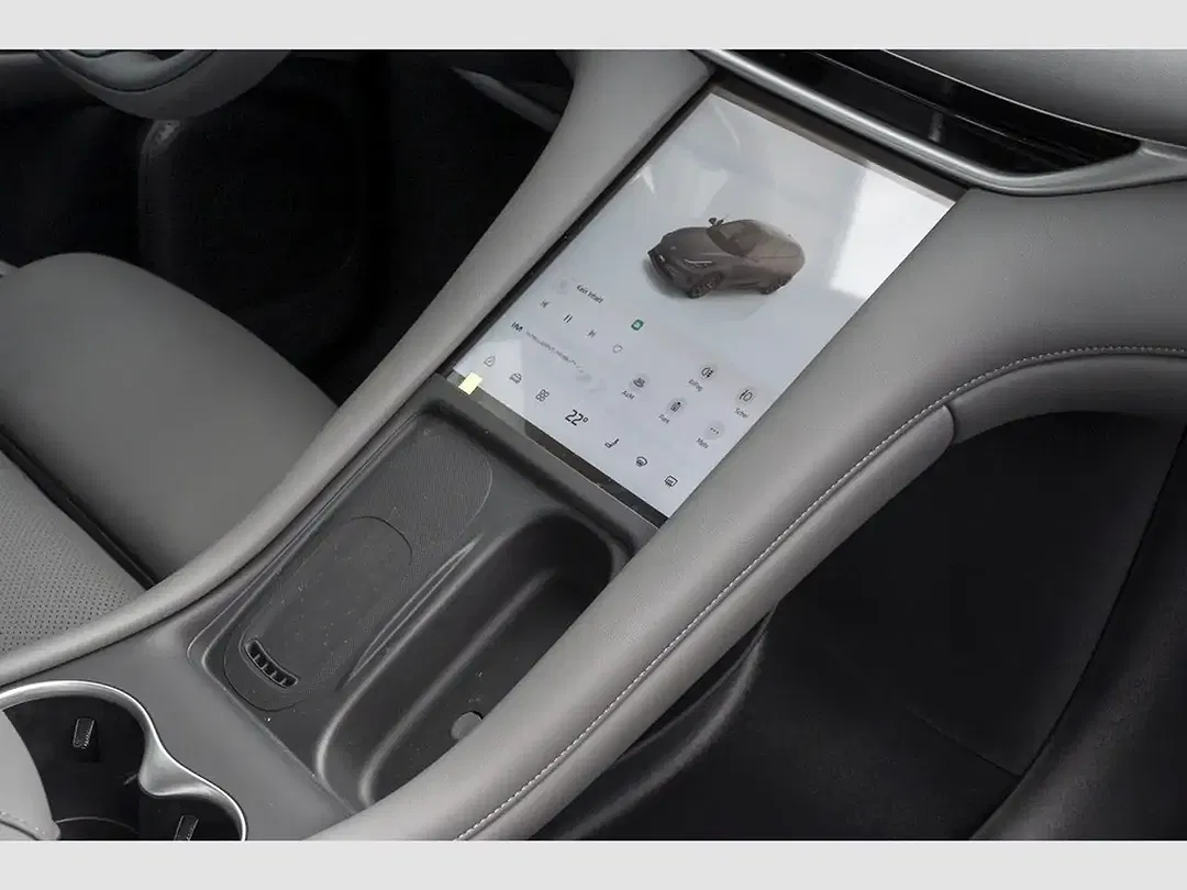 MG IM6 EV AWD Premium - Thumbnail 9