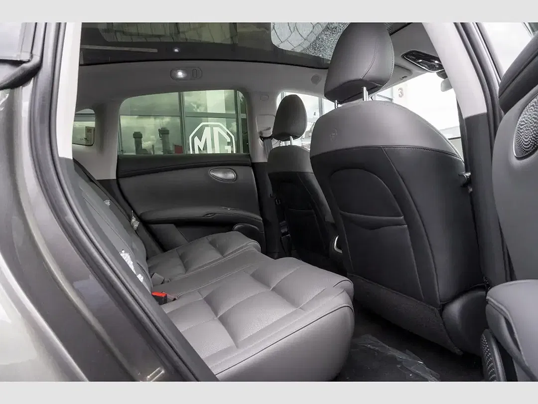MG IM6 EV AWD Premium - Thumbnail 10