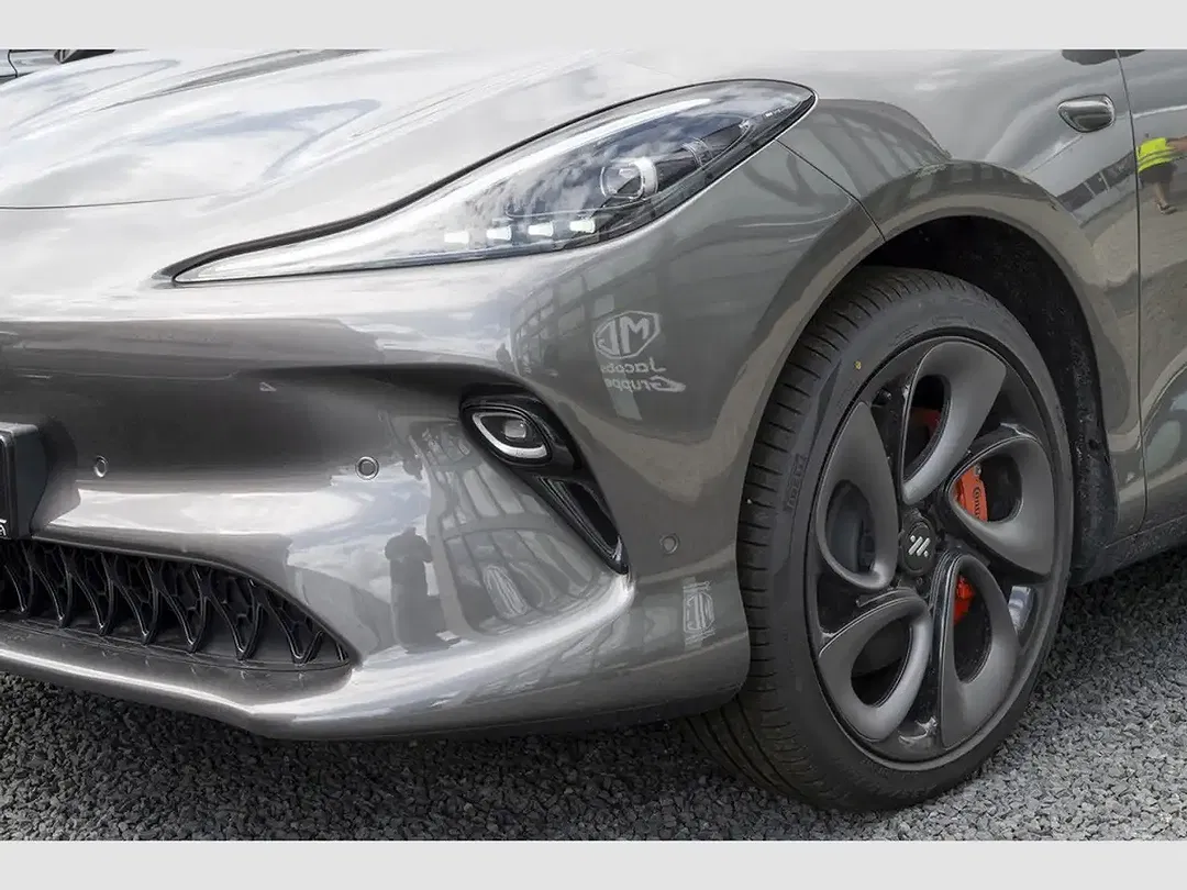 MG IM6 EV AWD Premium - Thumbnail 5