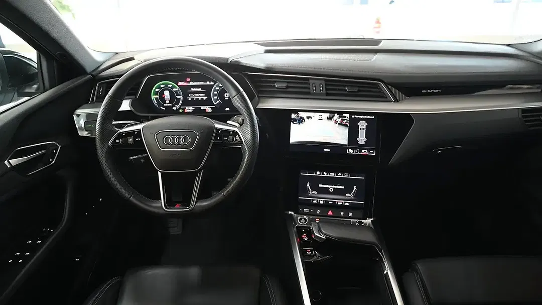Audi e-tron 55 quattro - foto 15