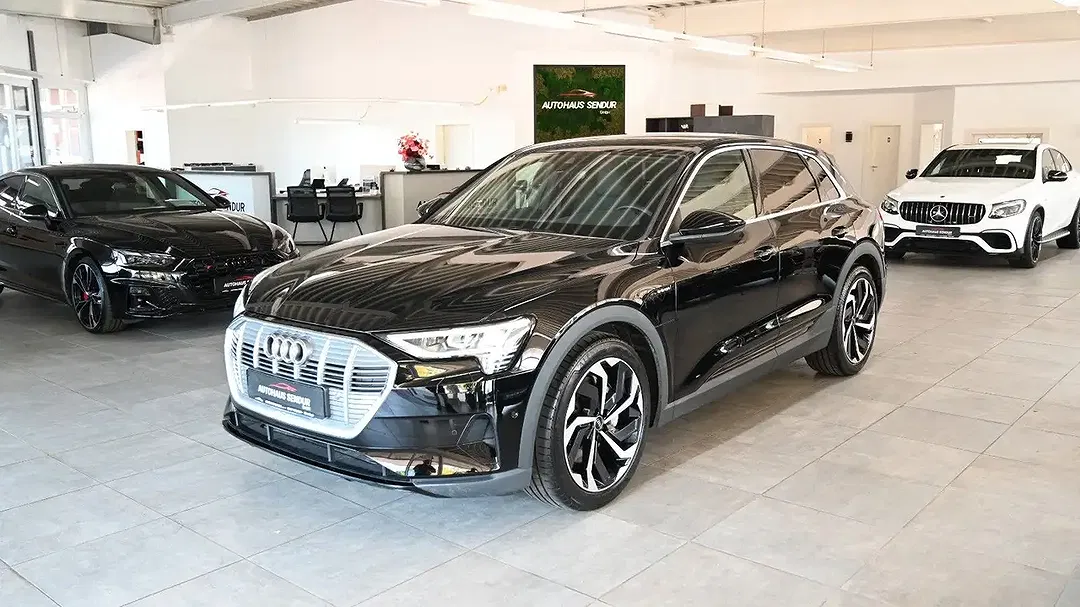 Audi e-tron 55 quattro - foto 2