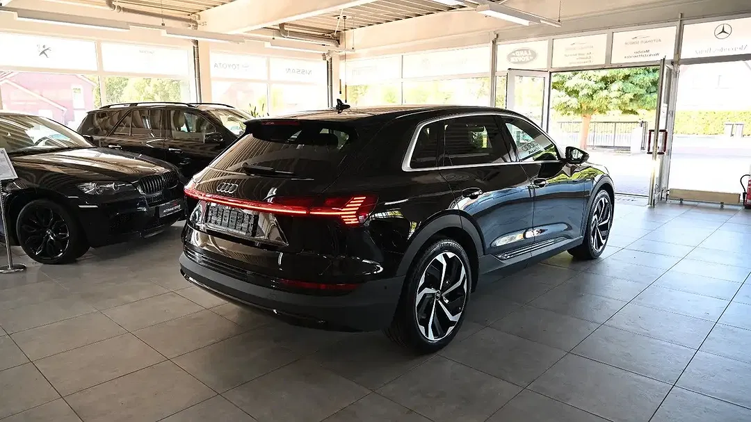 Audi e-tron 55 quattro - Thumbnail 9