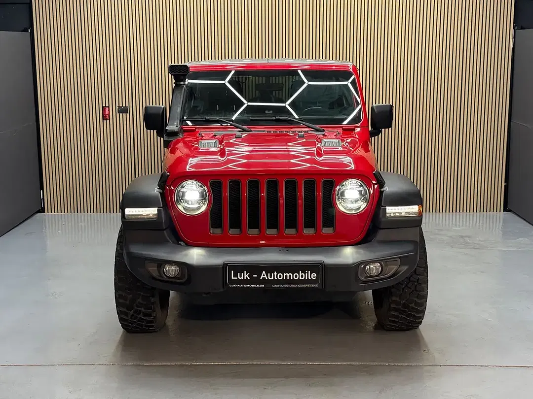 Jeep Wrangler Unlimited Rubicon - Thumbnail 8