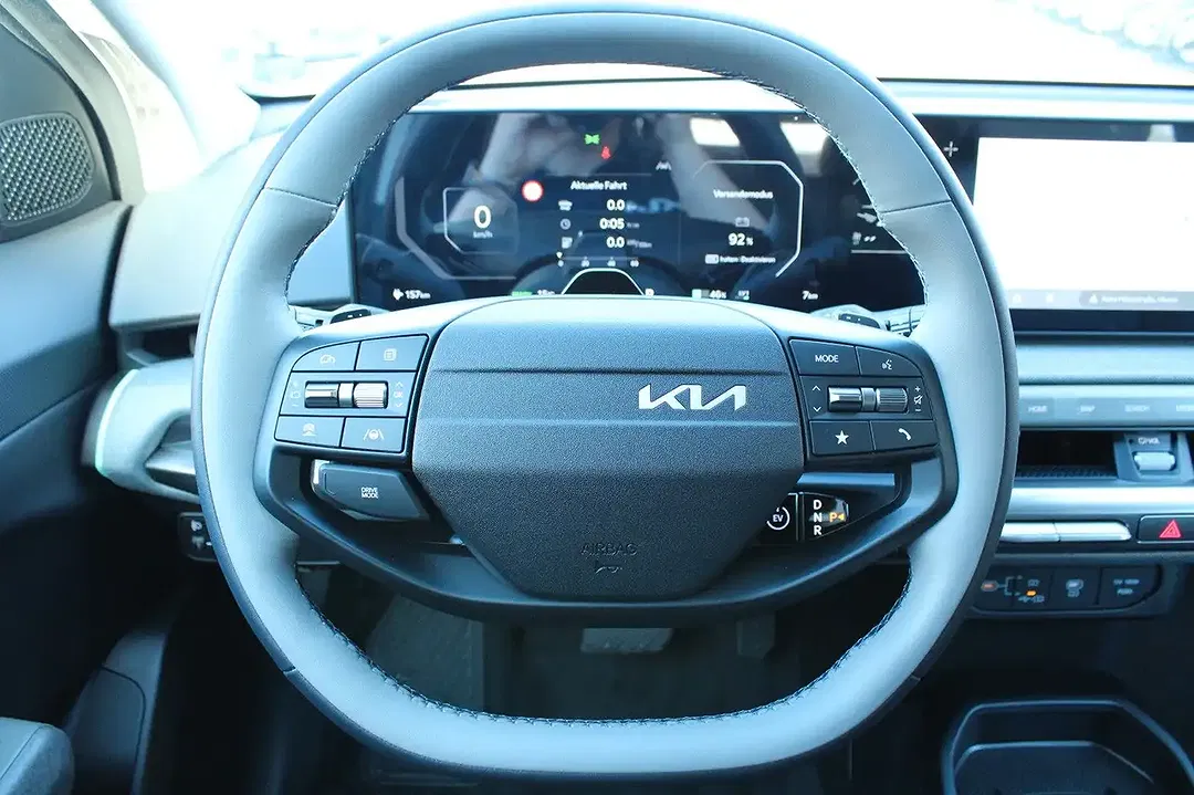 Kia EV4 Earth - Thumbnail 13