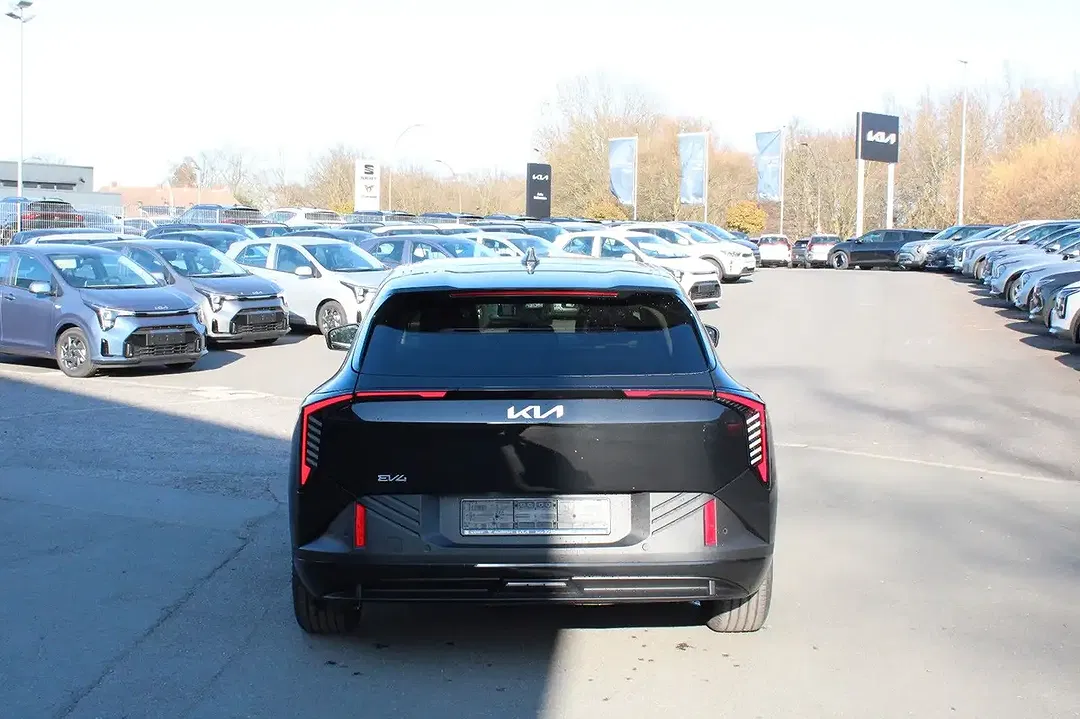 Kia EV4 Earth - Thumbnail 6
