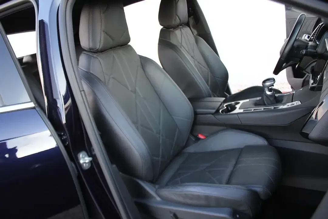 DS Automobiles DS 7 Crossback - Thumbnail 11