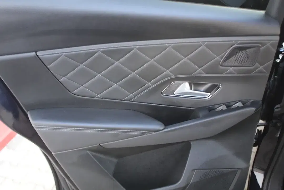 DS Automobiles DS 7 Crossback - Thumbnail 7