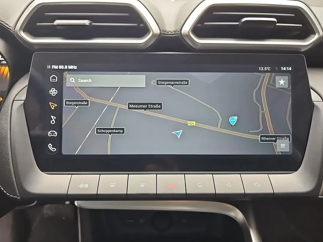 MG ZS 1.5 Hybrid+ Luxury - Thumbnail 9