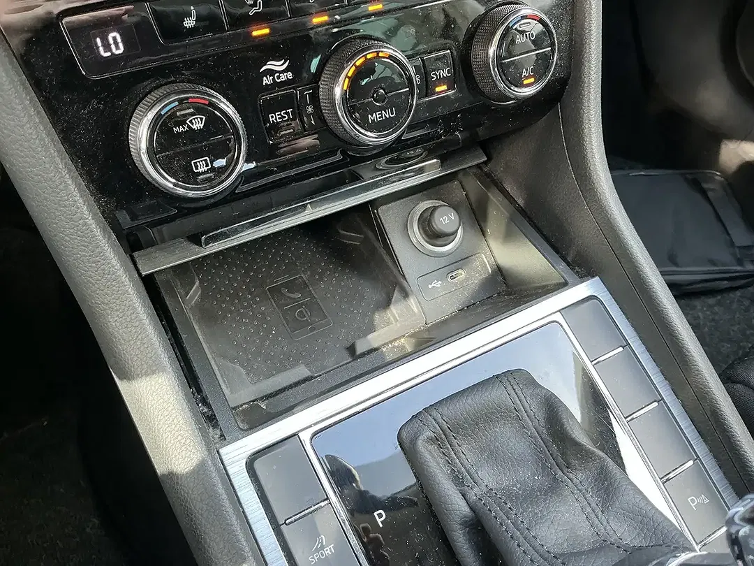 Skoda Superb iV Ambition - Thumbnail 11