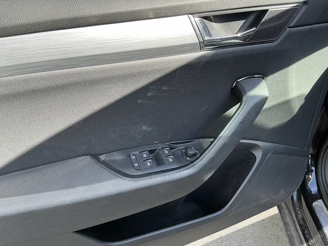 Skoda Superb iV Ambition - Thumbnail 4