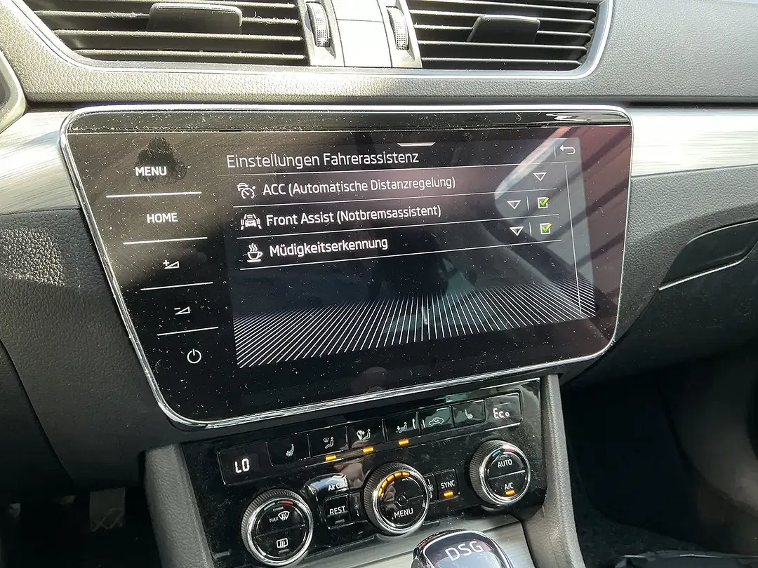Skoda Superb iV Ambition - Thumbnail 9