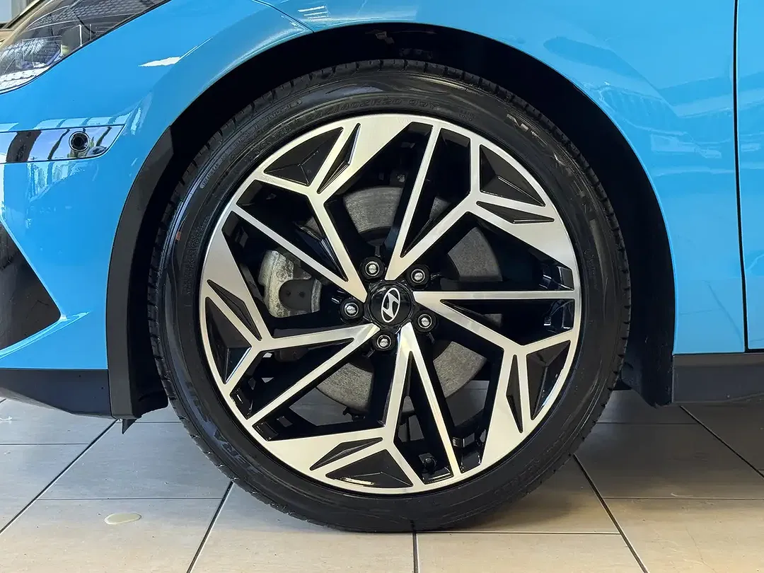 Hyundai IONIQ 6 UNIQ - Thumbnail 9