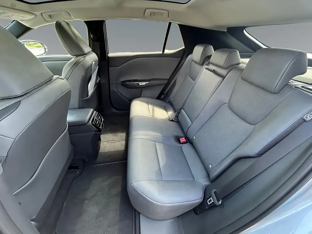 Lexus RZ 300e Executive Line - Thumbnail 13