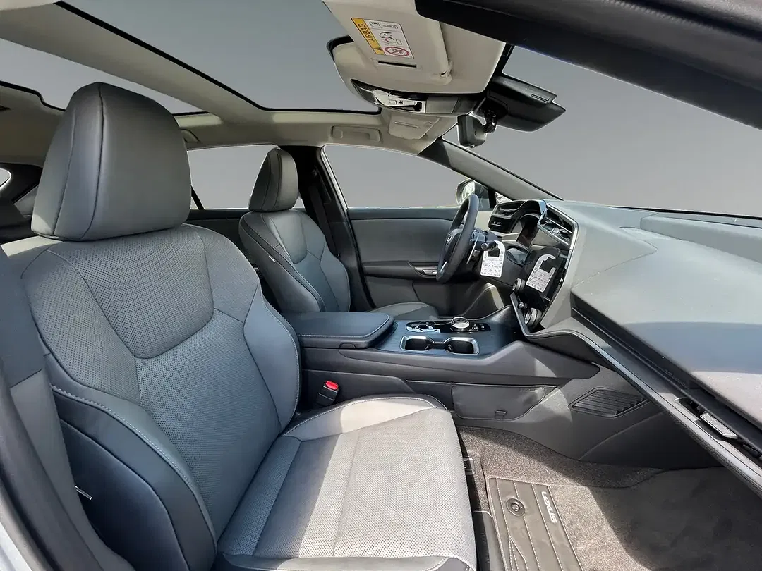 Lexus RZ 300e Executive Line - foto 15