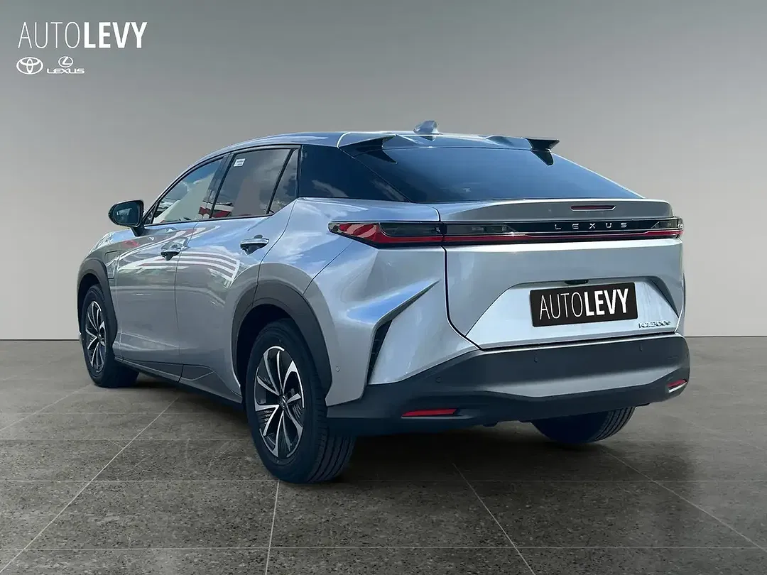 Lexus RZ 300e Executive Line - Thumbnail 3