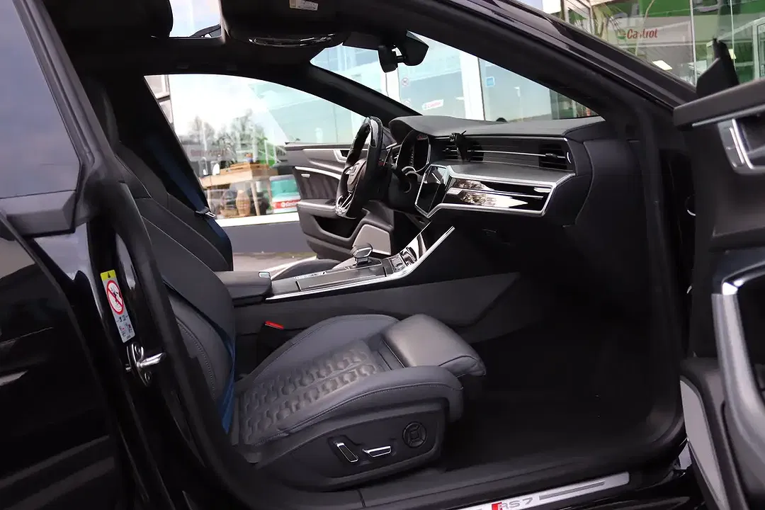 Audi RS7 - Thumbnail 9