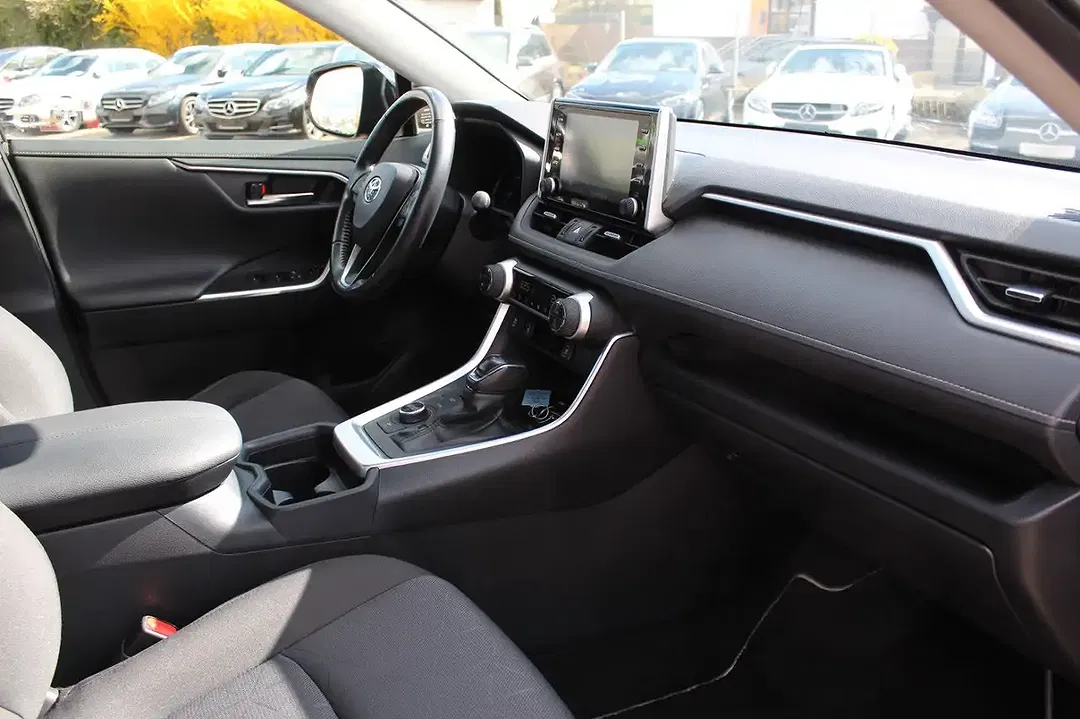 Toyota RAV 4 Hybrid 4x4 Team Deutschland - foto 2