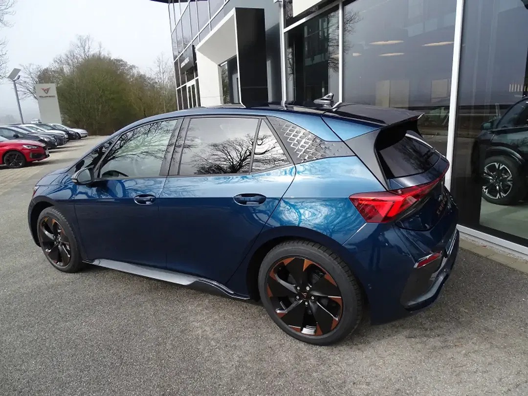 CUPRA Born Edition - Thumbnail 4